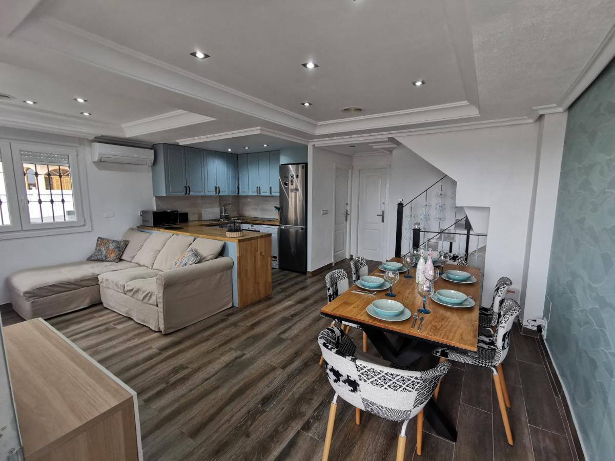 Spacious With Private Pool And Views *