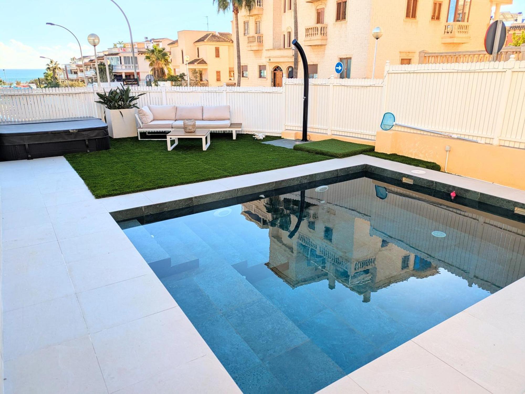Spacious With Private Pool And Views Villa *